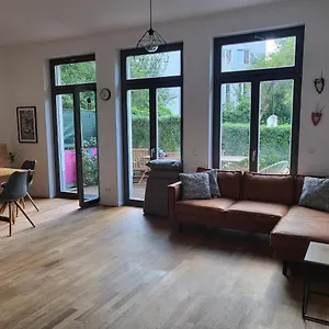 helenas-place.find-berlin-hotels.com/